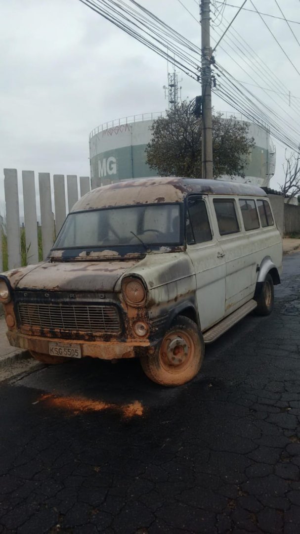 Ford Furgão
