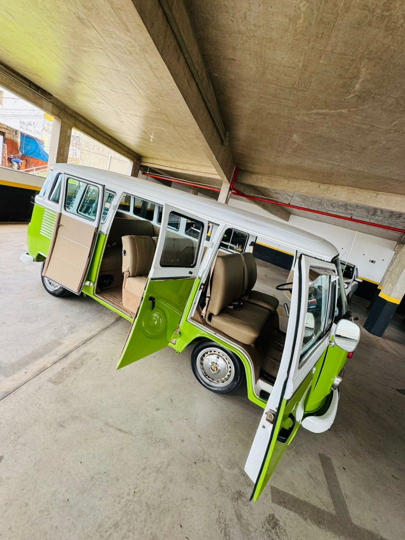 Foto do veículo Volkswagen Kombi 4